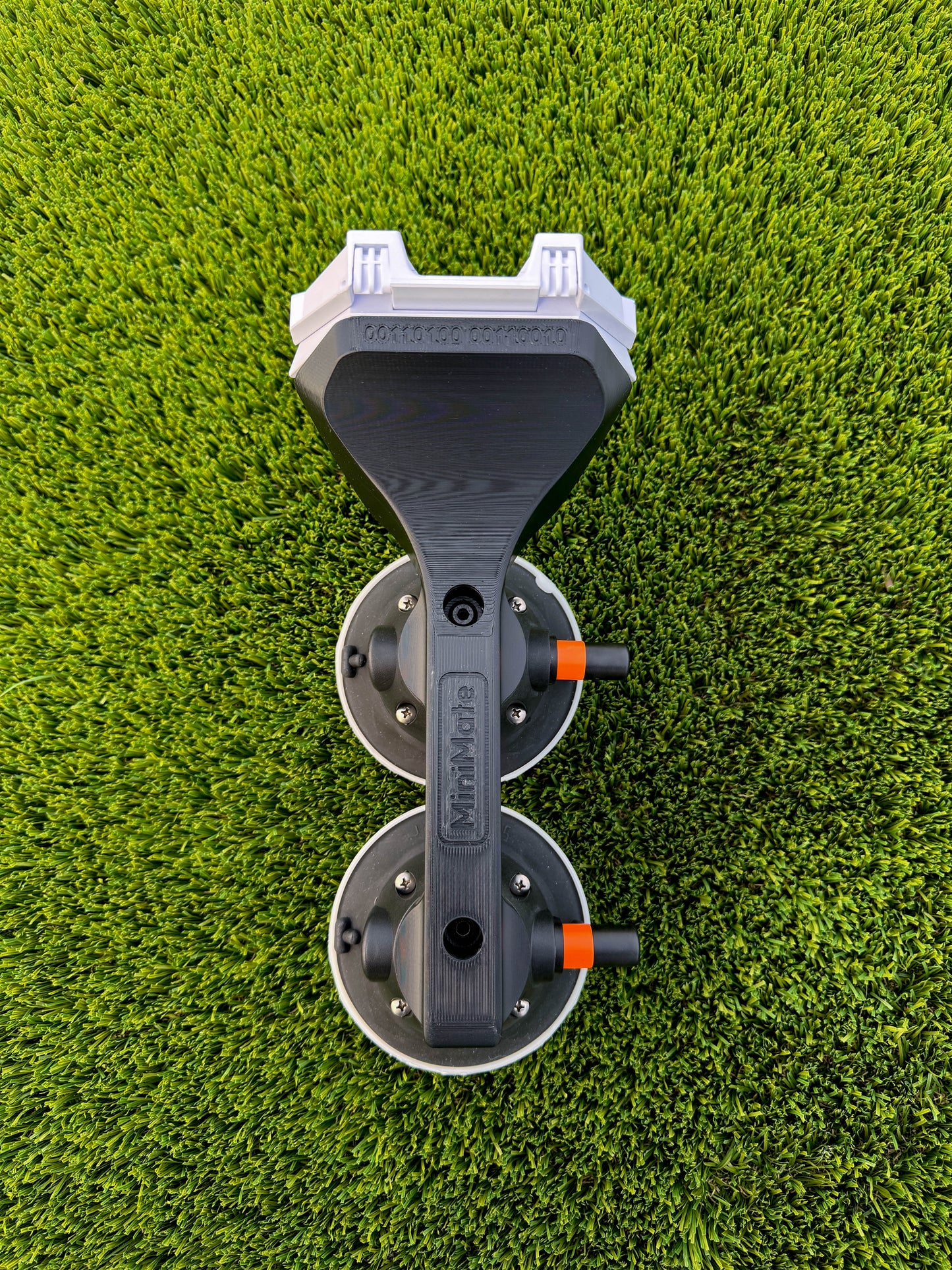 MiniMate Mount – Secure Portable Suction Mount for Starlink Mini